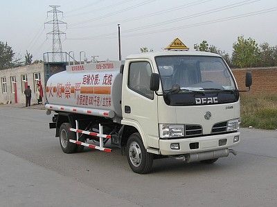 Fuxi  XCF5060GHY Chemical liquid transport vehicle