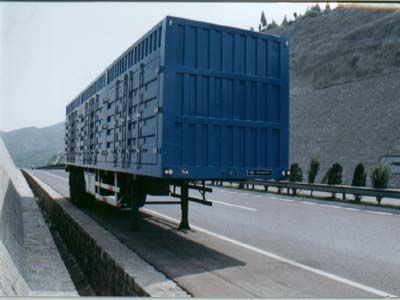 Yanshan BSQ9300XXYBox transport semi-trailer