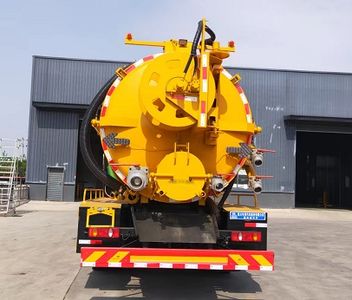 Cheng Liwei  CLW5180GQW6XC Cleaning the suction truck